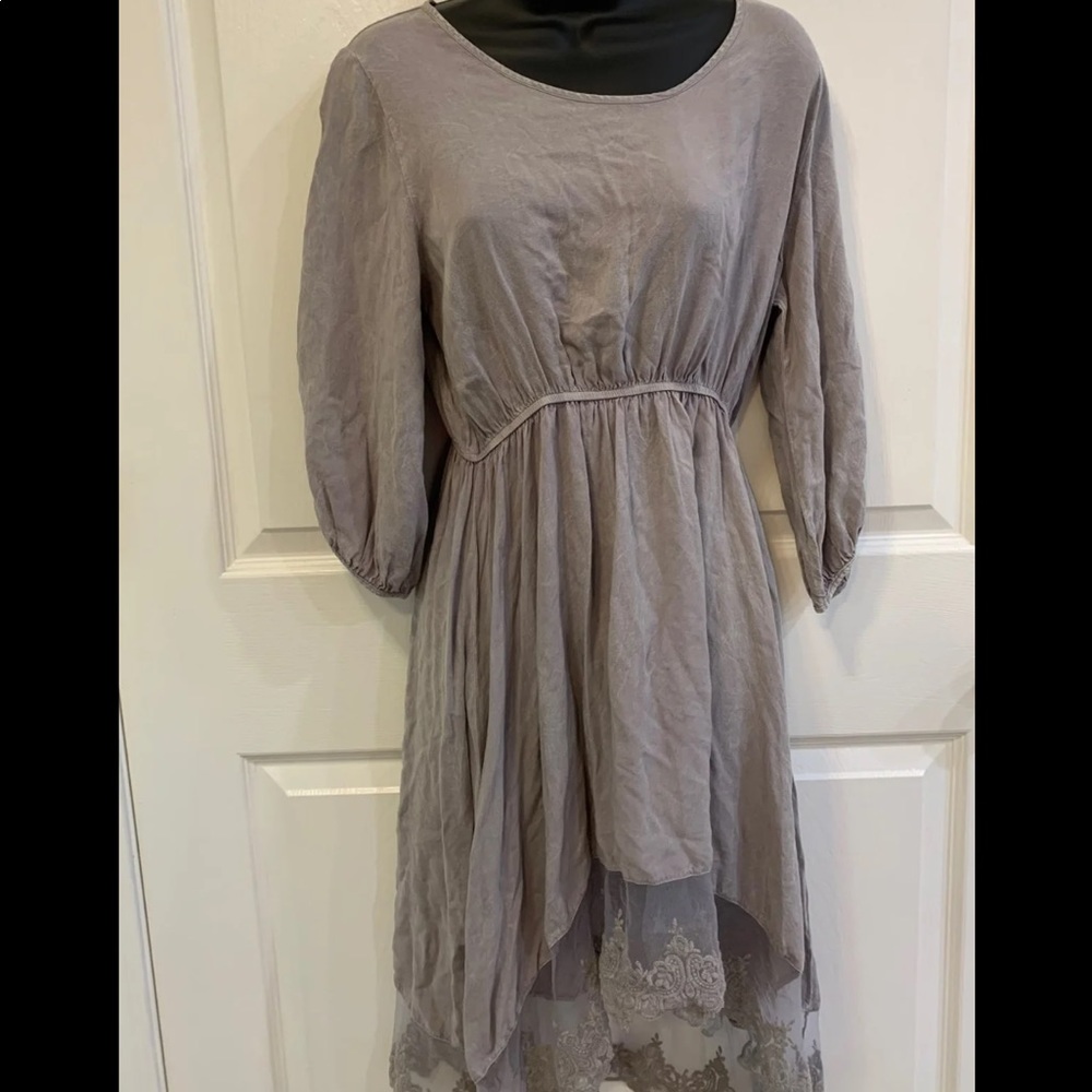 Women’s dress